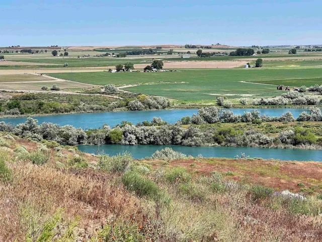 $1,300,000 | 830 Snively Gulch Road, Nyssa, OR 97913