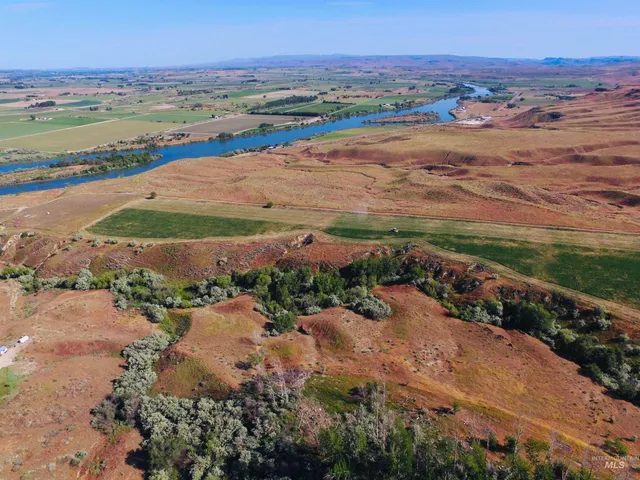 $1,300,000 | 830 Snively Gulch Road, Nyssa, OR 97913