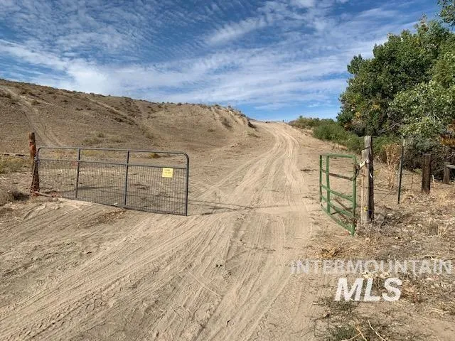 $1,300,000 | 830 Snively Gulch Road, Nyssa, OR 97913