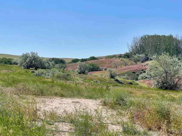 $1,300,000 | 830 Snively Gulch Road, Nyssa, OR 97913