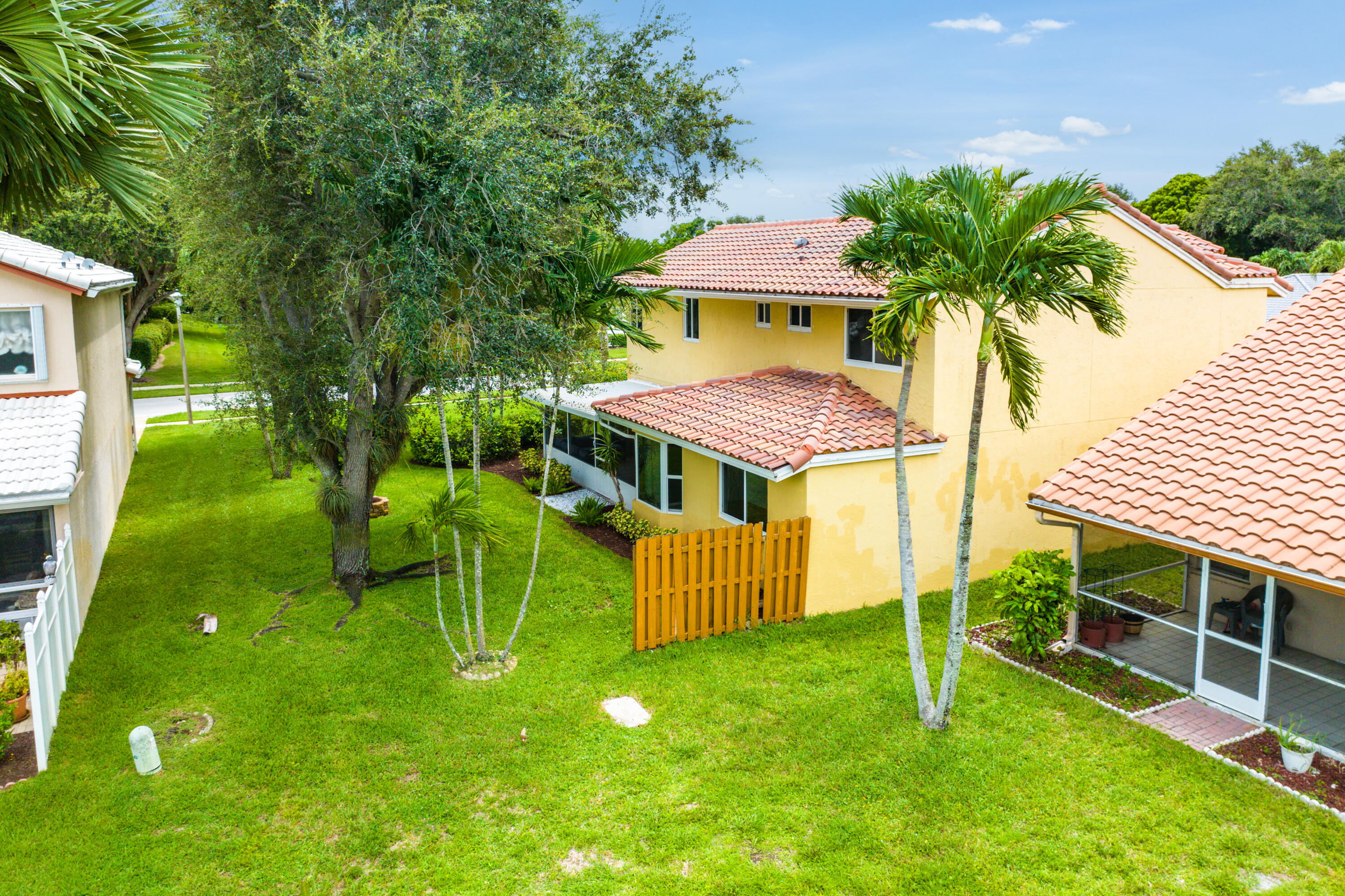 10286 Boca Springs Drive Boca Raton, FL 33428 - Photo 38 of 44 Corner View