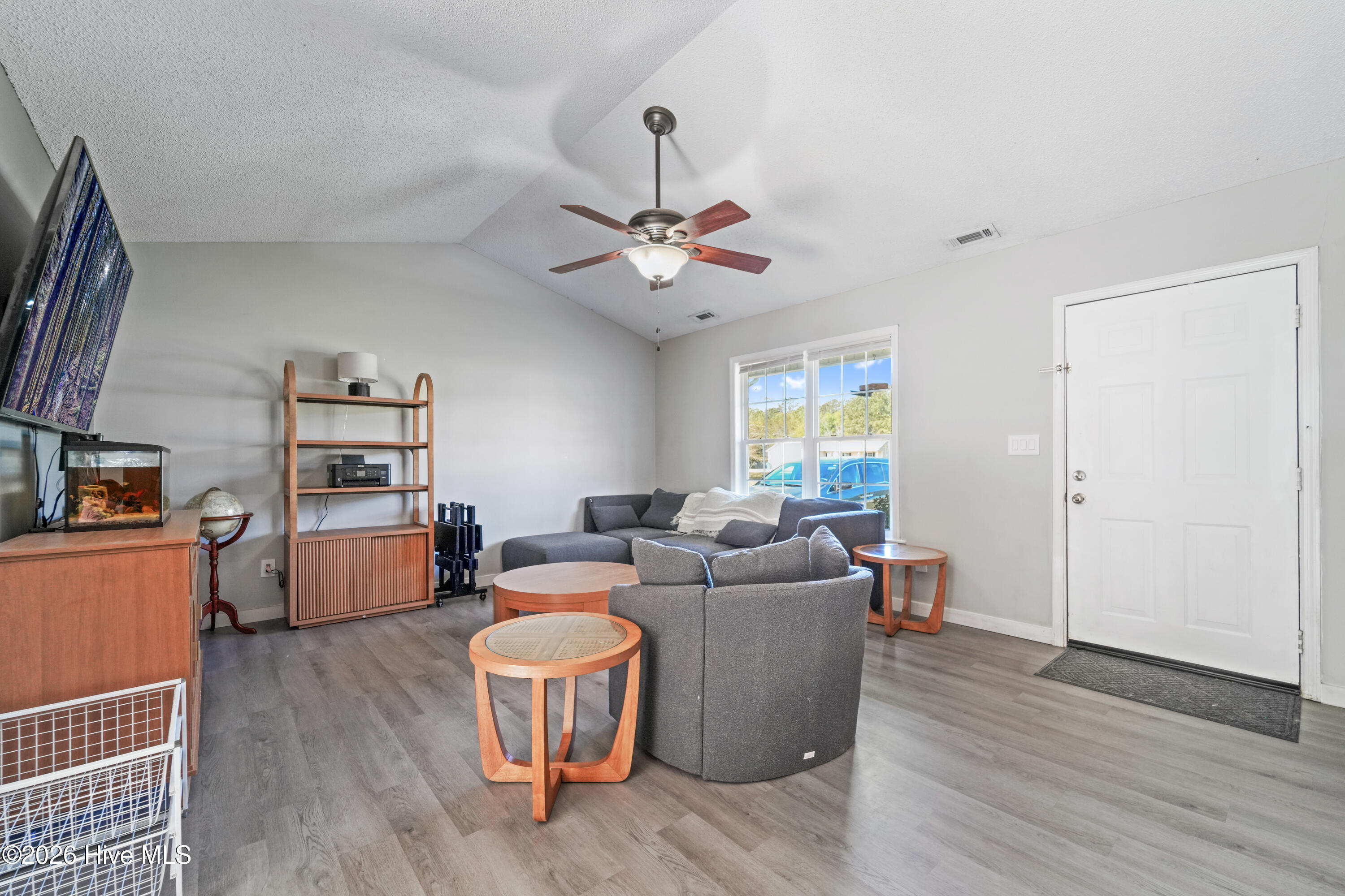 185 Liberty Park Road Jacksonville, NC 28540 - Photo 8 of 36