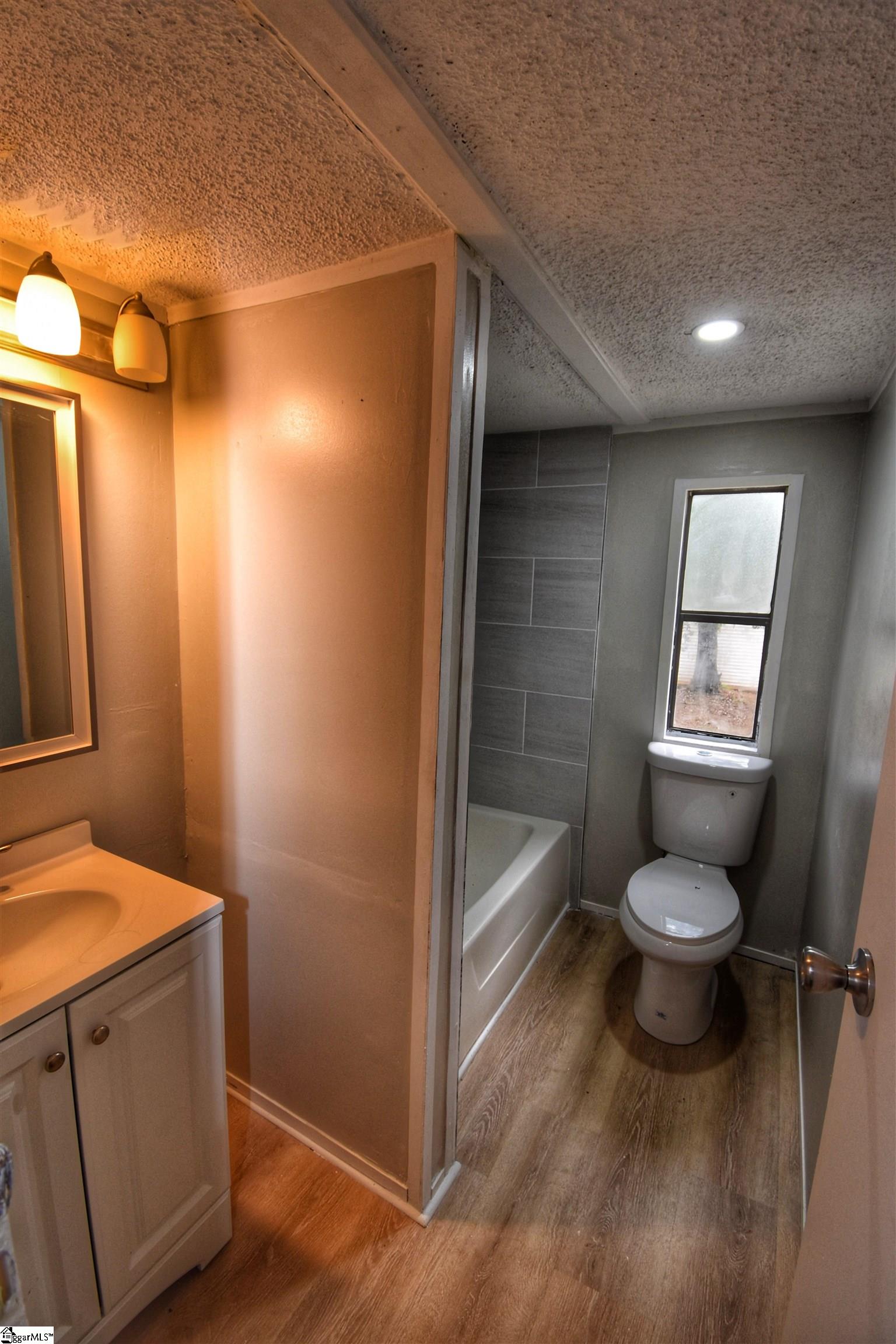 186 Loop Street Wellford, SC 29385 - Photo 10 of 14 Gallery Image 10