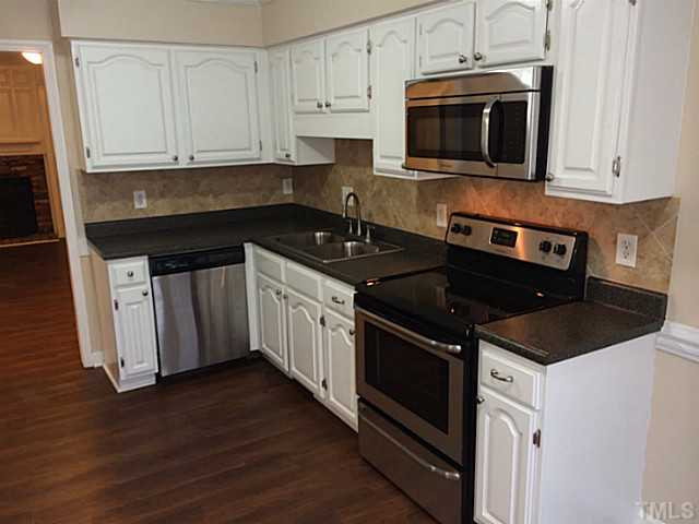 4503 Hamptonshire Drive Raleigh, NC 27613 - Photo 4 of 9 Photo 4