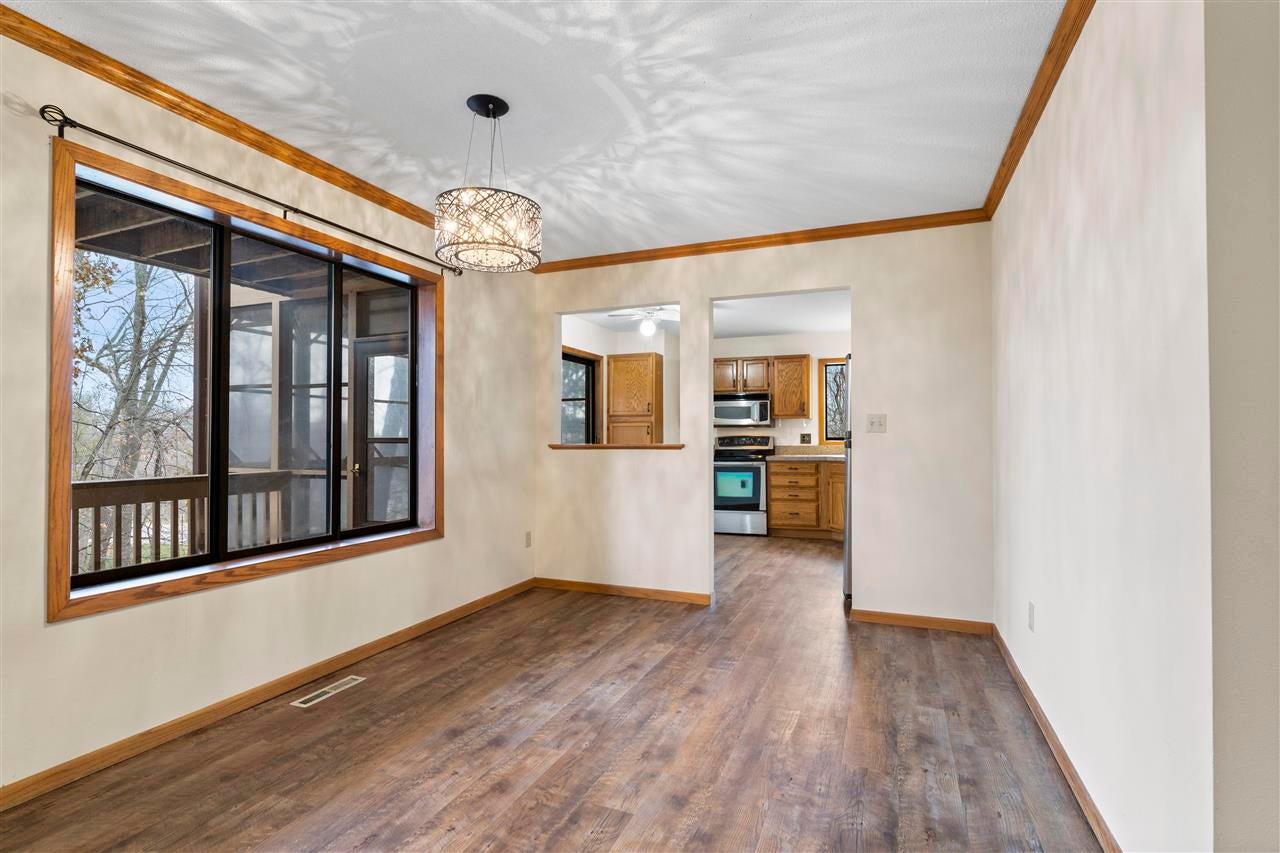 705 East Post Road Southeast, Unit 102 Cedar Rapids, IA 52403 - Photo 5 of 22 Gallery Image 5