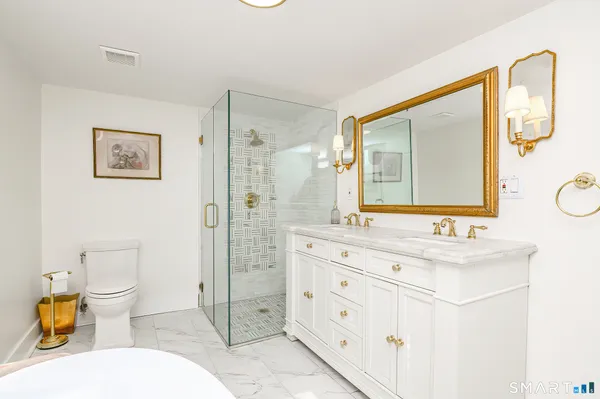 $1,695,000 | 12 Gerdes Road, New Canaan, CT 06840