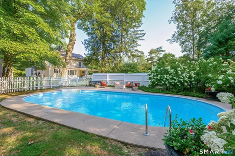 $1,695,000 | 12 Gerdes Road, New Canaan, CT 06840