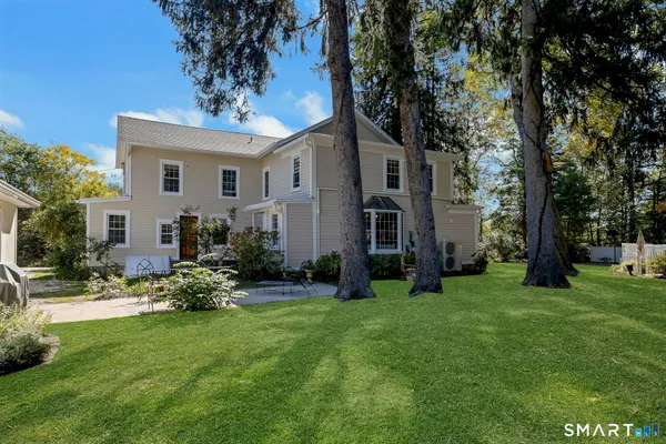 $1,695,000 | 12 Gerdes Road, New Canaan, CT 06840