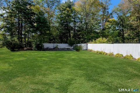 $1,695,000 | 12 Gerdes Road, New Canaan, CT 06840