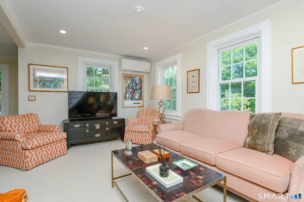 $1,695,000 | 12 Gerdes Road, New Canaan, CT 06840