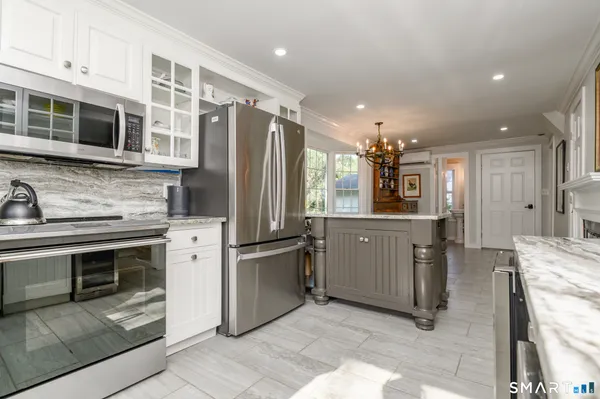 $1,695,000 | 12 Gerdes Road, New Canaan, CT 06840