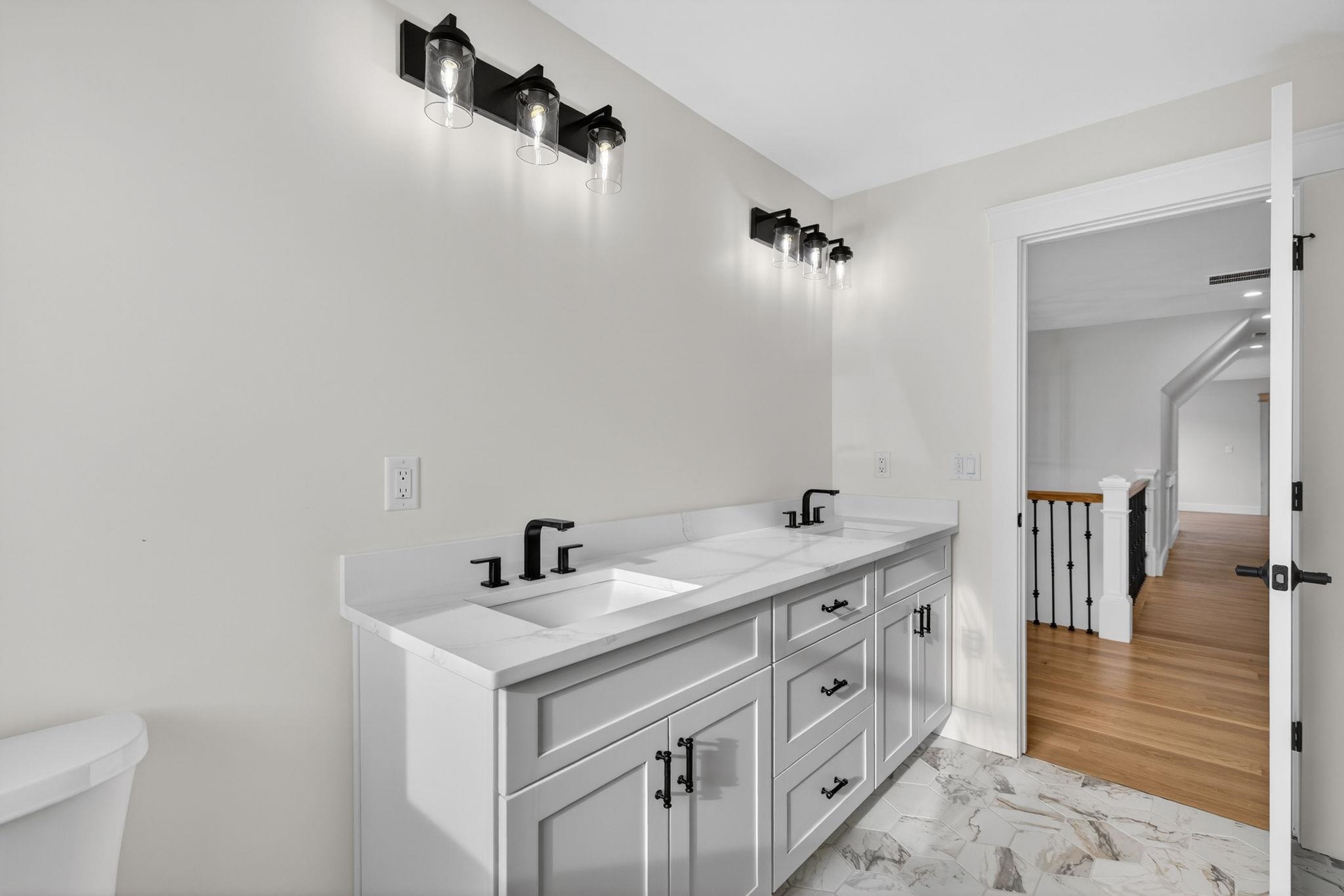 258 North Amherst Road, Unit 34 Bedford, NH 03110 - Photo 55 of 56 Gallery Image 55