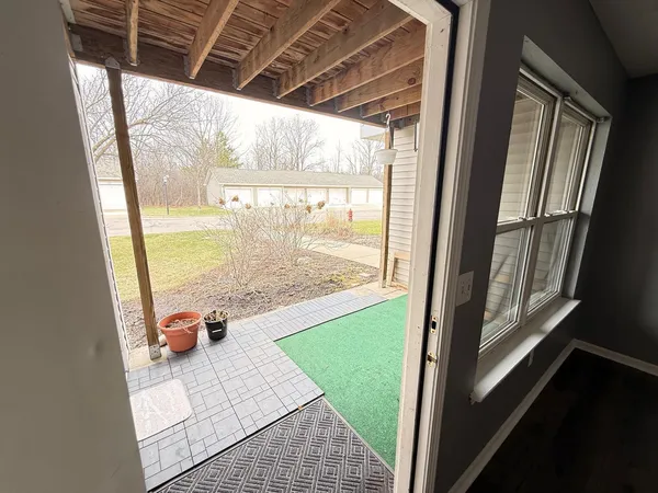 $2,250 | 1401 Millbrook Trail, Ann Arbor, MI 48108