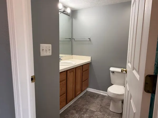 $2,250 | 1401 Millbrook Trail, Ann Arbor, MI 48108