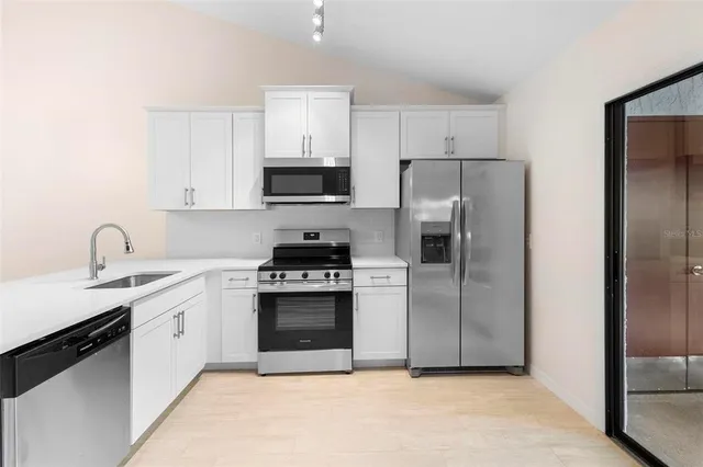 $205,000 | 3558 Forest Branch Drive, Unit B, Port Orange, FL 32129