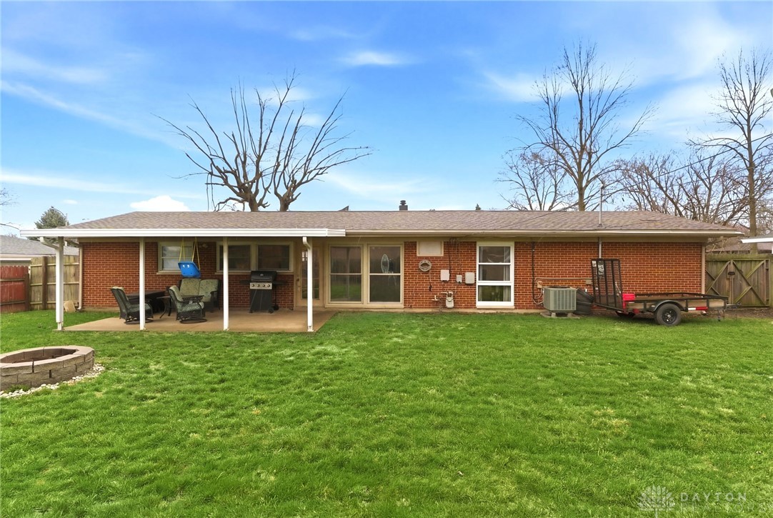 441 Townsend Place Riverside, OH 45431 - Photo 29 of 34 This spacious backyard offers ample room for recreation and outdoor enjoyment.