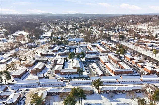 $299,000 | 28 Knox Terrace, Unit 2B, Wayne, NJ 07470