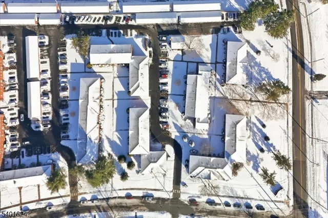 $299,000 | 28 Knox Terrace, Unit 2B, Wayne, NJ 07470