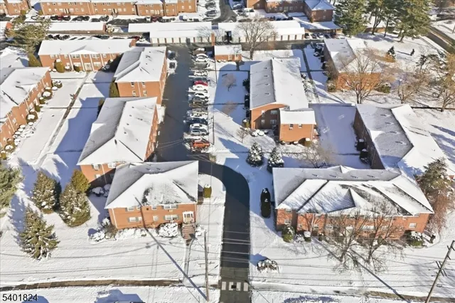 $299,000 | 28 Knox Terrace, Unit 2B, Wayne, NJ 07470