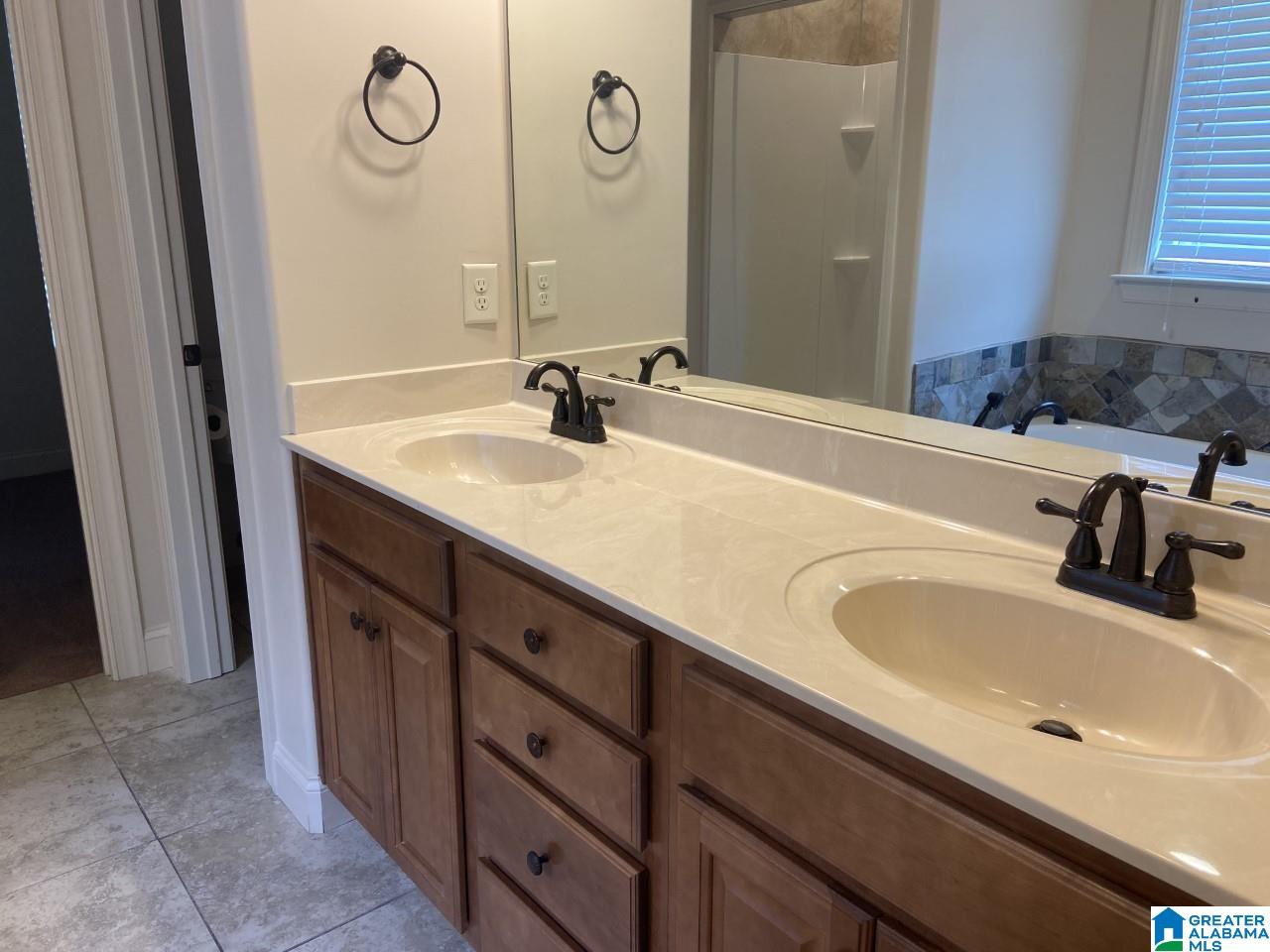 2082 Chelsea Ridge Drive Columbiana, AL 35051 - Photo 15 of 35