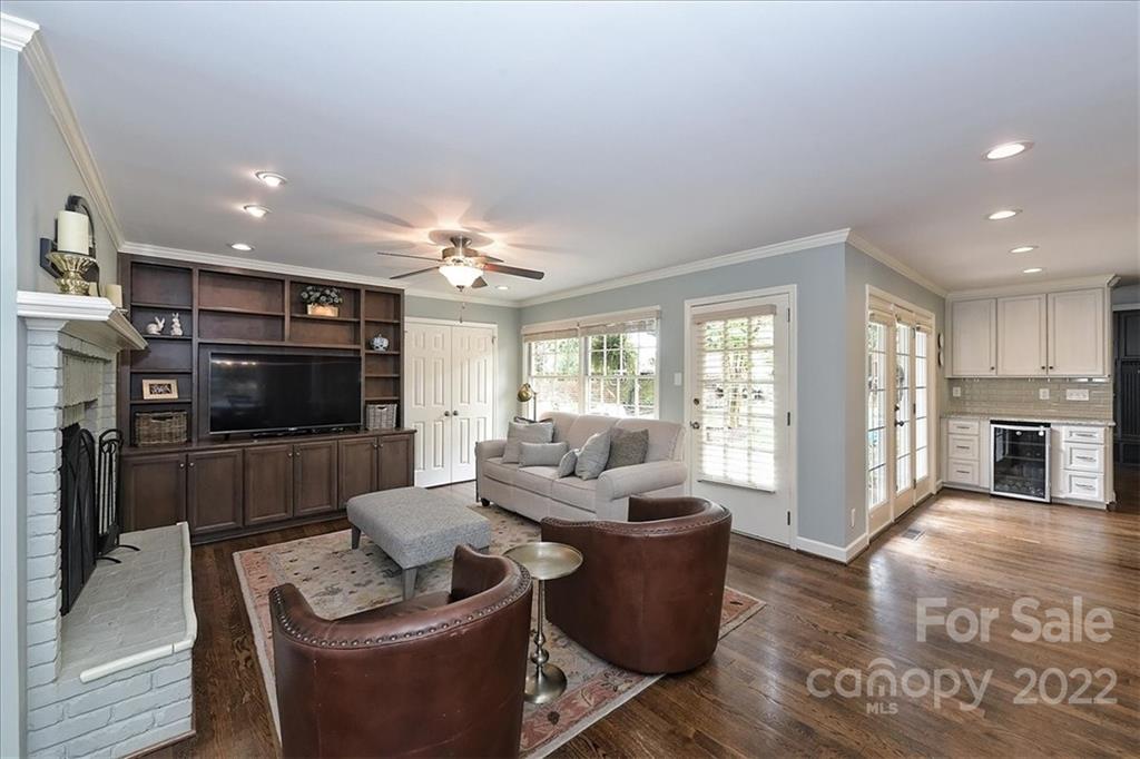 3100 Mountainbrook Road Charlotte, NC 28210 - Photo 14 of 48 a living room with furniture and a flat screen tv