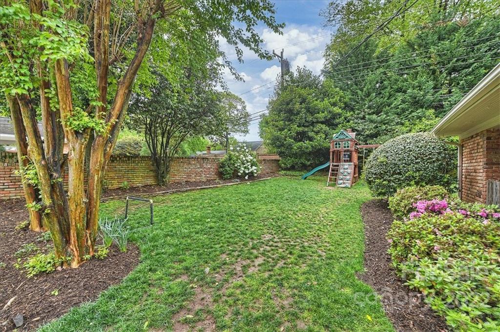 3100 Mountainbrook Road Charlotte, NC 28210 - Photo 42 of 48 a view of yard with green space