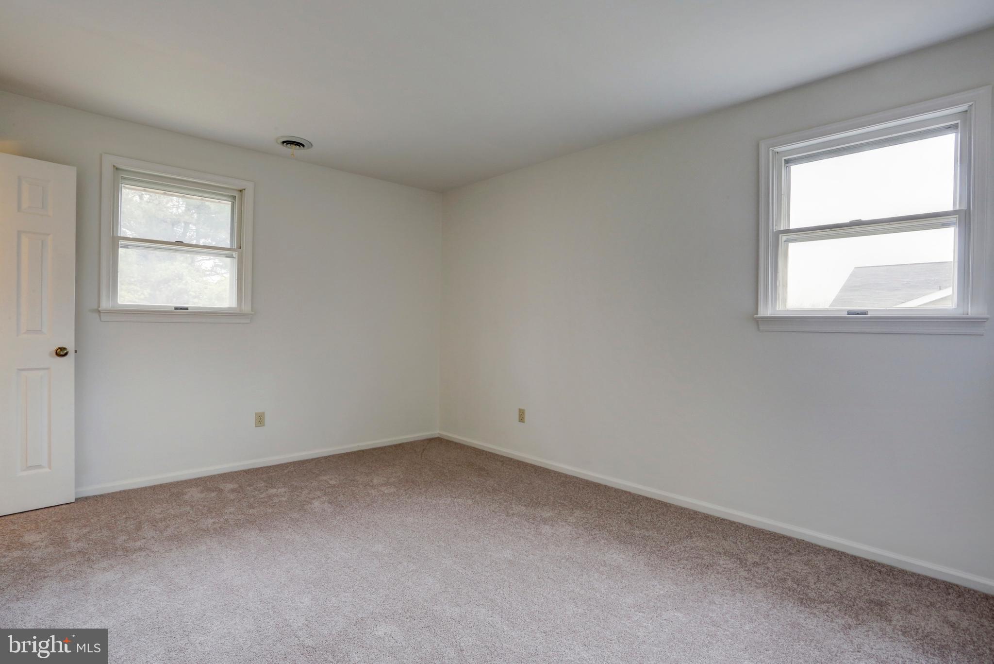 1 Thomas Road Lancaster, PA 17602 - Photo 11 of 24 Master Bedroom