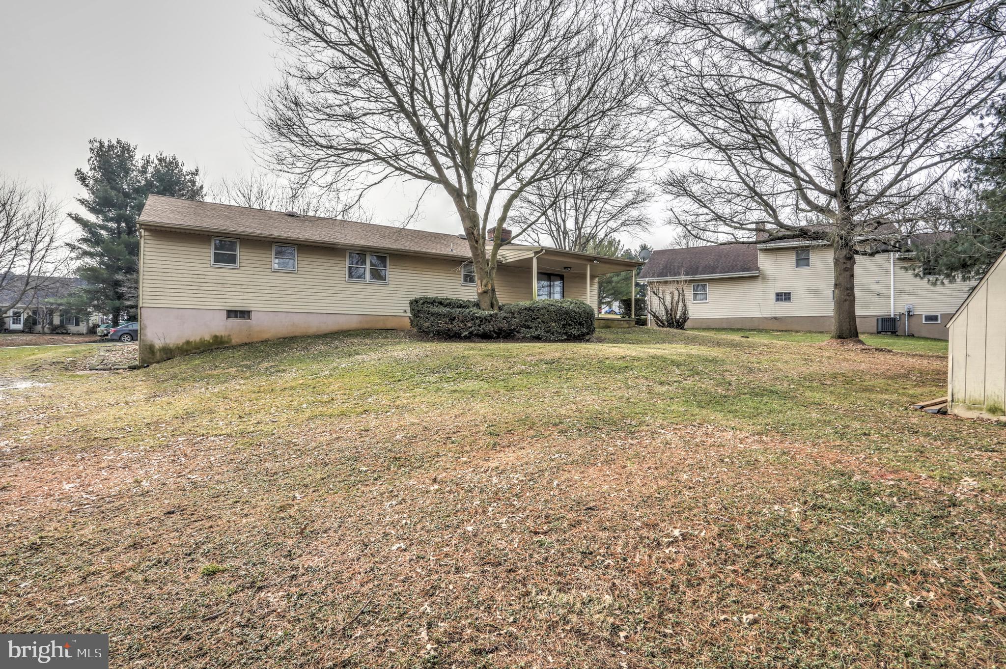 1 Thomas Road Lancaster, PA 17602 - Photo 22 of 24 Yard