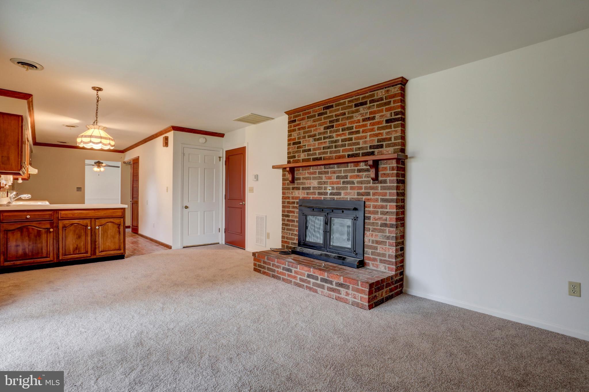 1 Thomas Road Lancaster, PA 17602 - Photo 10 of 24 Family Room