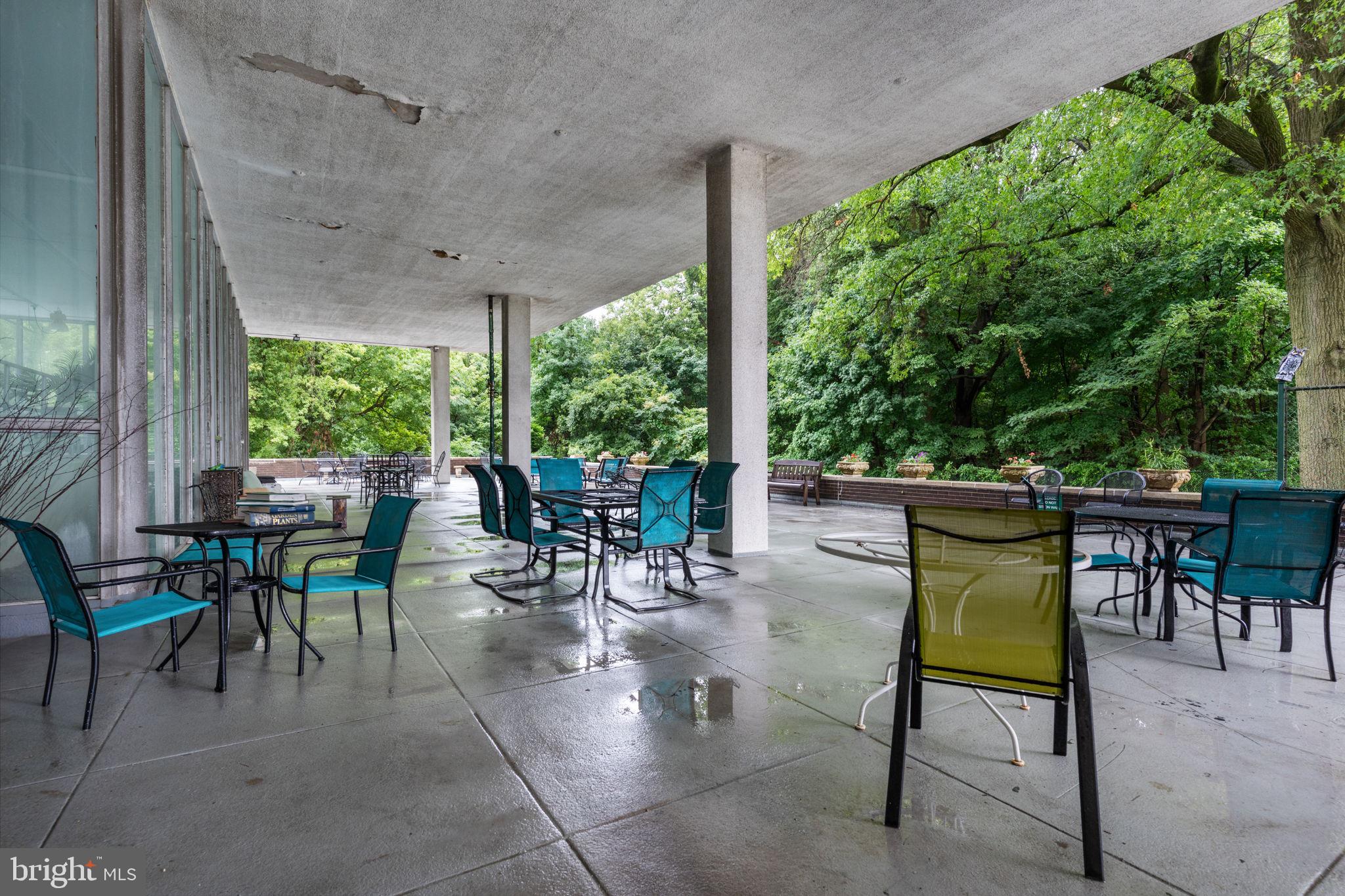 3900 West Ford Road, Unit 20O Philadelphia, PA 19131 - Photo 39 of 55 Entertaining Area