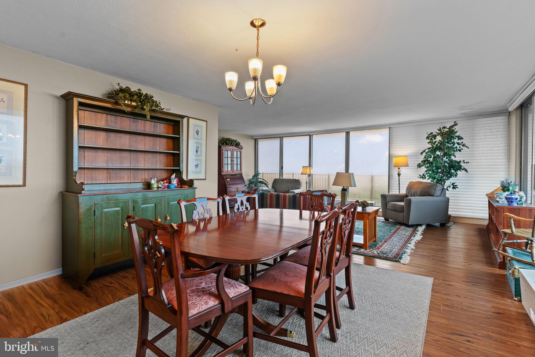 3900 West Ford Road, Unit 20O Philadelphia, PA 19131 - Photo 8 of 55 Dining Area