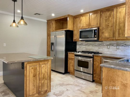 1208 West Tamarisk Avenue Ridgecrest, CA 93555 - Photo 8 of 27 Gallery Image 8