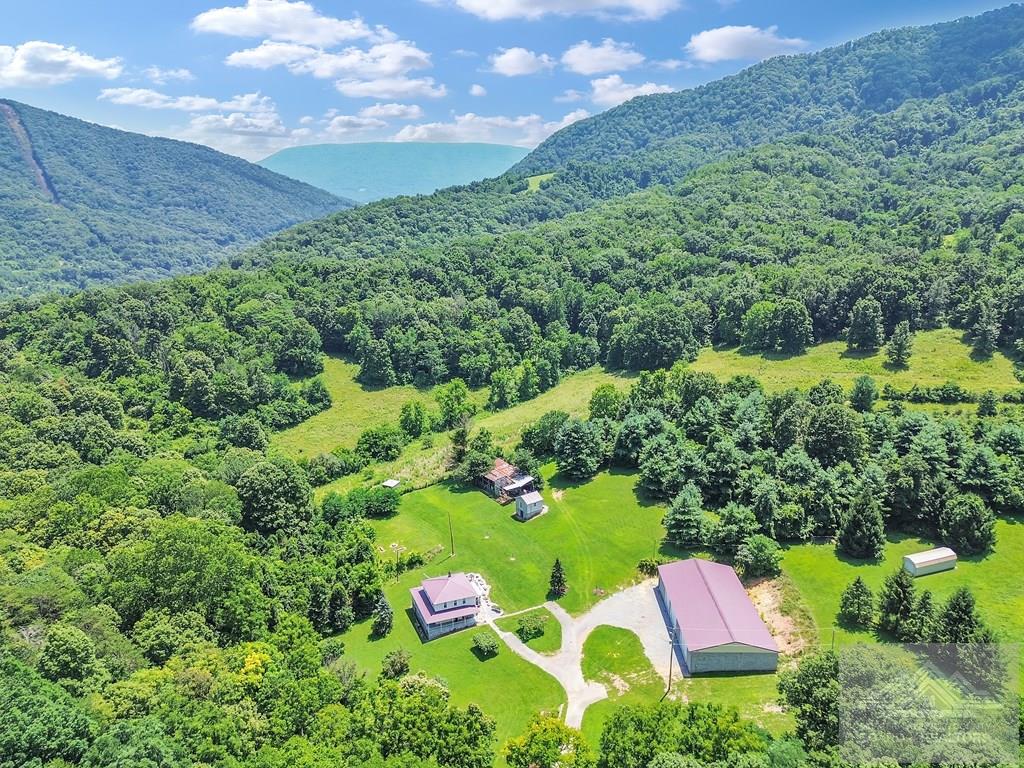 250 Robertson Mountain Road Narrows, VA 24124 - Photo 15 of 40 Gallery Image 15