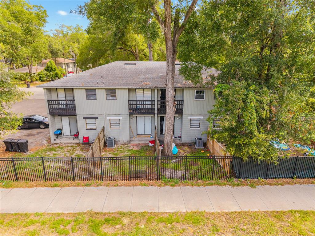 723 Southwest 69th Street Gainesville, FL 32607 - Photo 4 of 24
