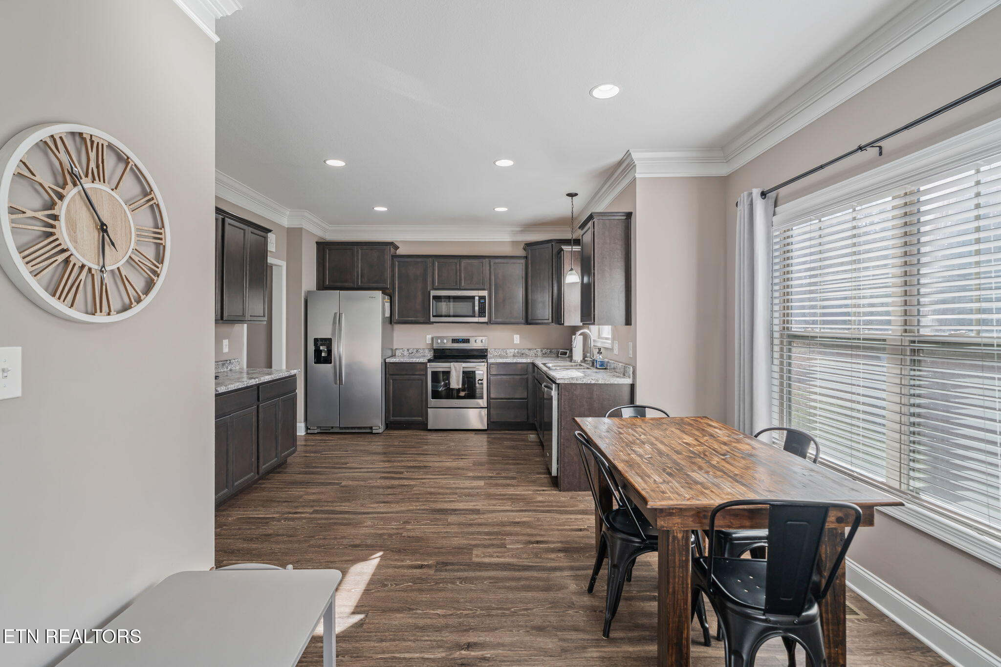 102 Eastberry Road Oak Ridge, TN 37830 - Photo 12 of 60 Breakfast Area