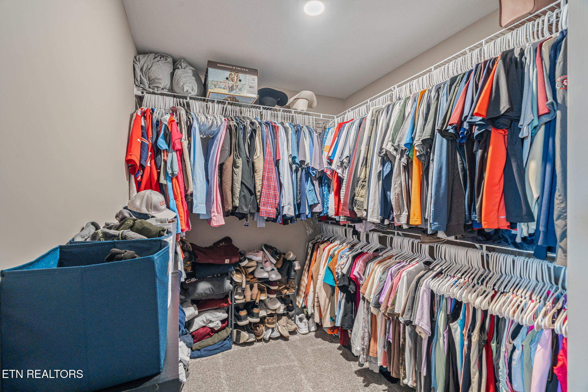 102 Eastberry Road Oak Ridge, TN 37830 - Photo 30 of 60 Walk In Closet