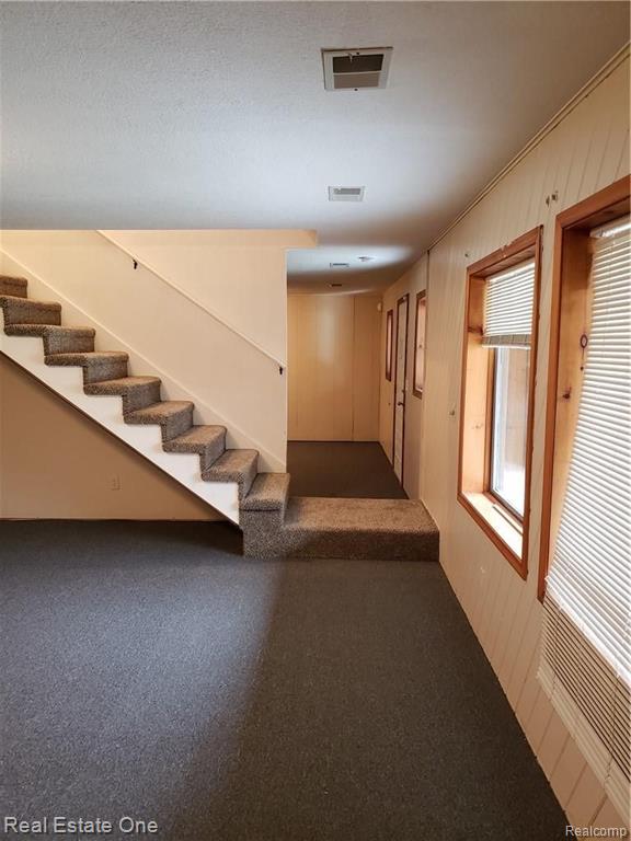 8498 Morrish Road Flushing, MI 48433 - Photo 13 of 27