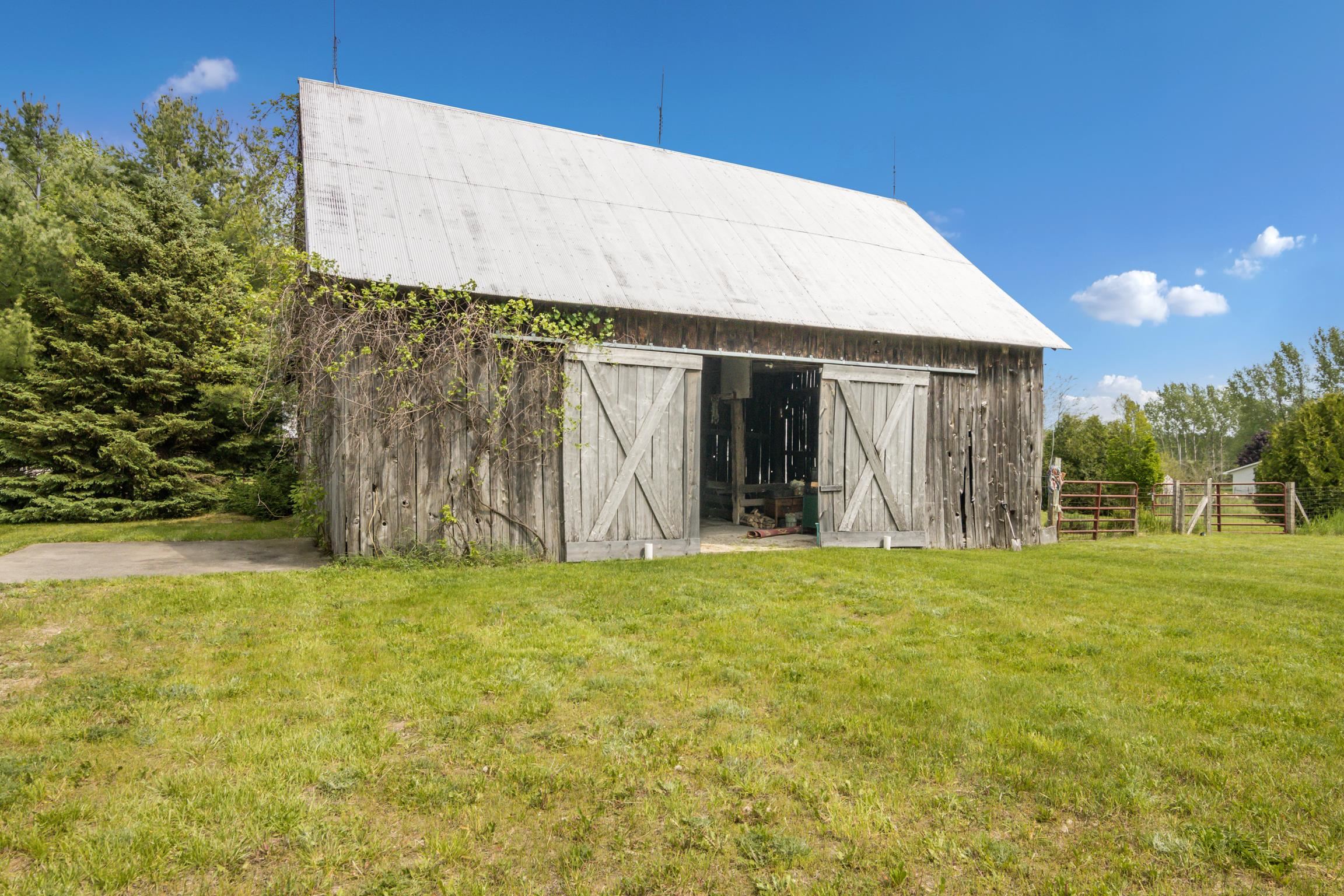 3362 South French Road Cedar, MI 49621 - Photo 7 of 83