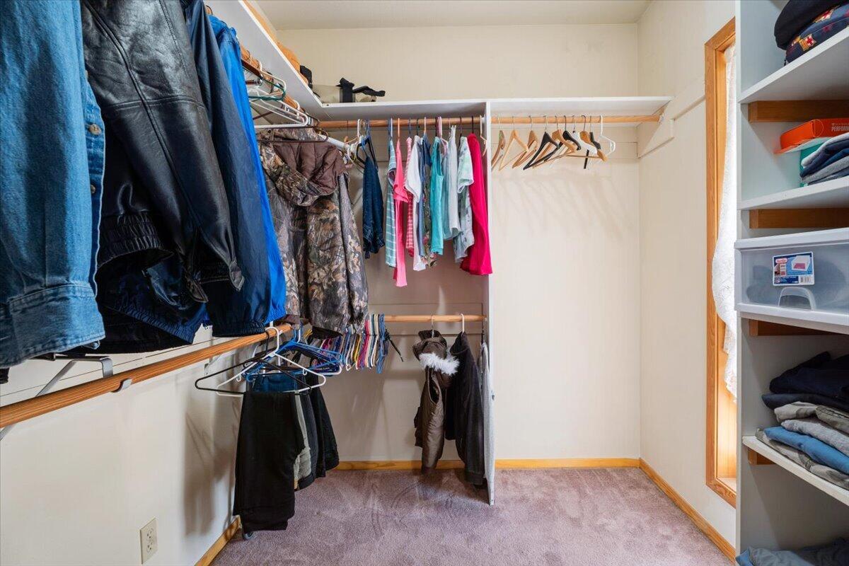 5995 Southwest Shad Road Terrebonne, OR 97760 - Photo 26 of 49 51-Closet
