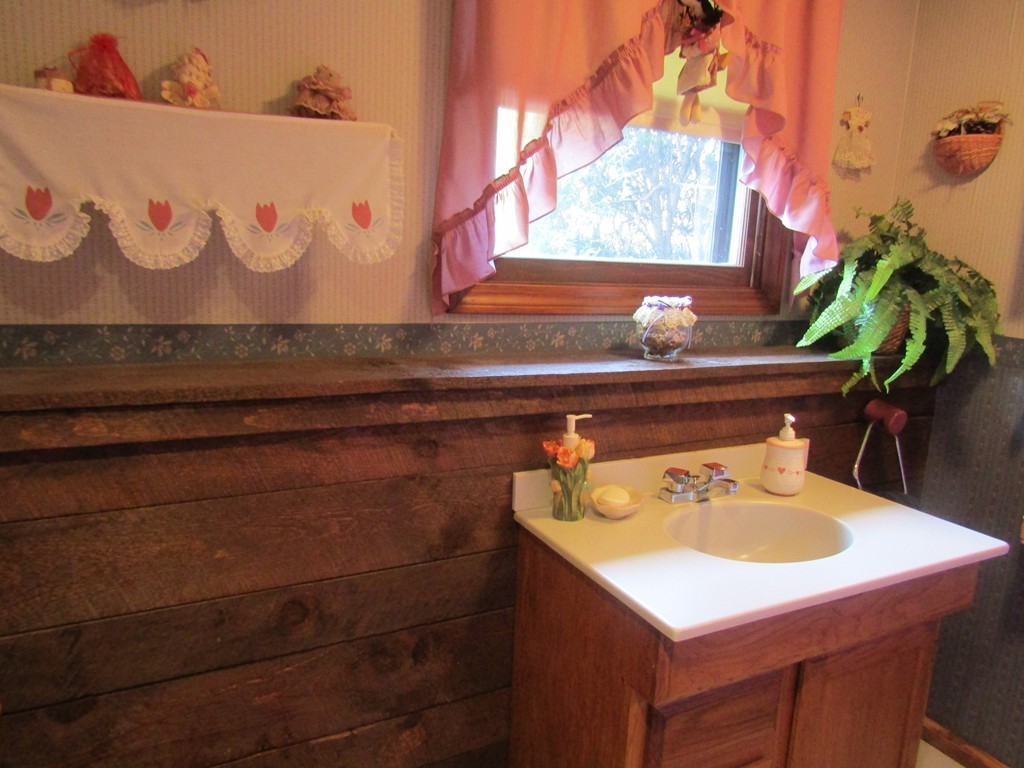 237 Reney Street Fall River, MA 02723 - Photo 10 of 14 Gallery Image 10