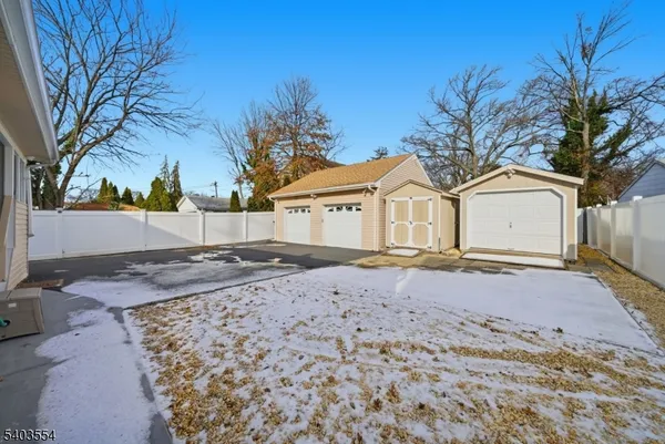 $645,000 | 52 Broadway, Clark, NJ 07066