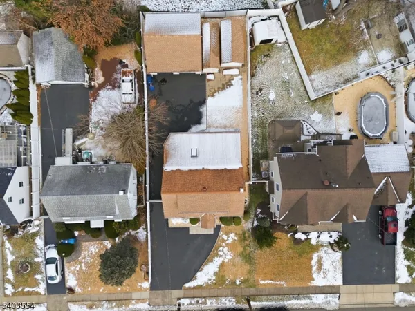 $645,000 | 52 Broadway, Clark, NJ 07066