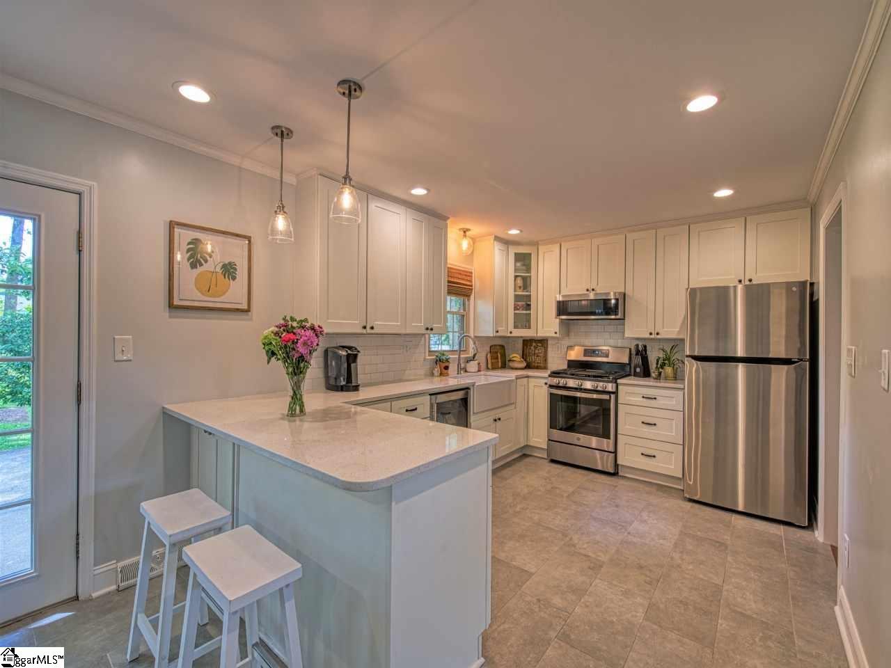 209 Sylvia Road Easley, SC 29642 - Photo 8 of 34 Gallery Image 8