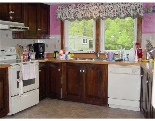 228 Hardy Road Westbrook, ME 04092 - Photo 7 of 15 Kitchen.