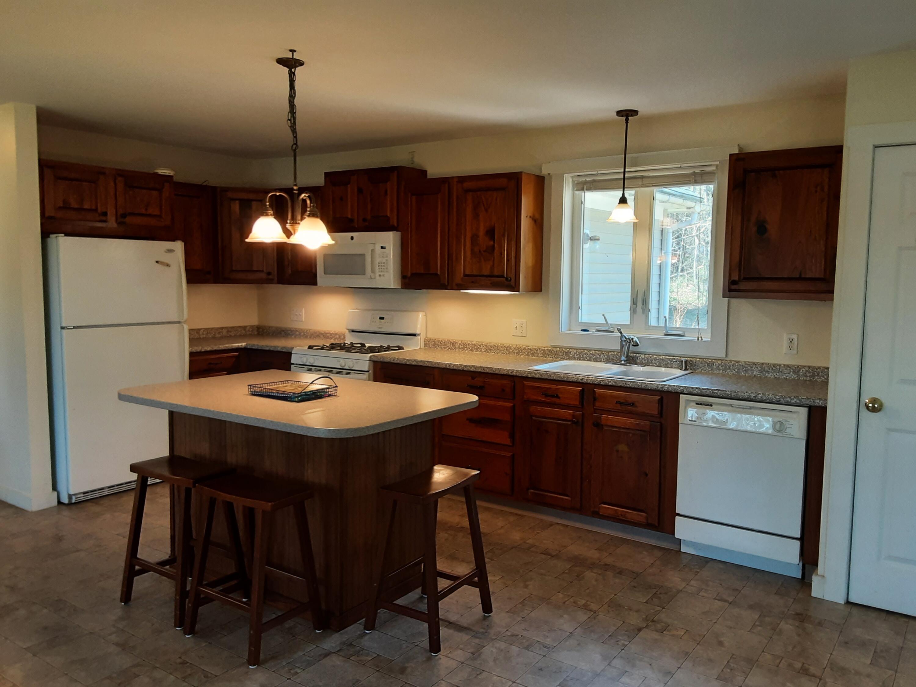 76 West Washington Road Washington, ME 04574 - Photo 10 of 24 20250501_131820