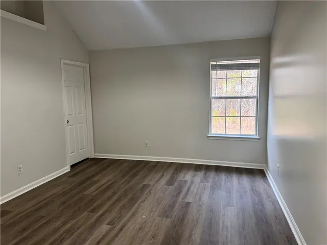 $3,250 | 4228 Defoors Farm Trail, Powder Springs, GA 30127