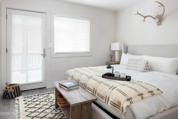 $1,525,000 | 452 East Kelly Avenue, Jackson, WY 83001