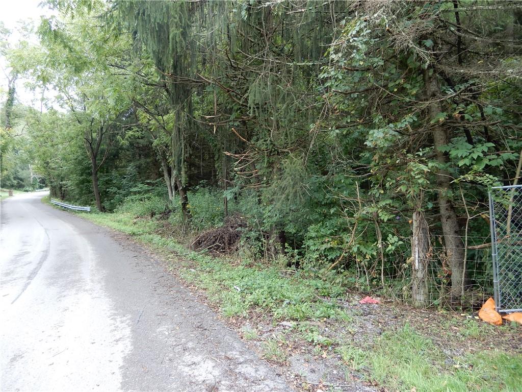 302 Coleman Road McDonald, PA 15057 - Photo 2 of 10 Gallery Image 2