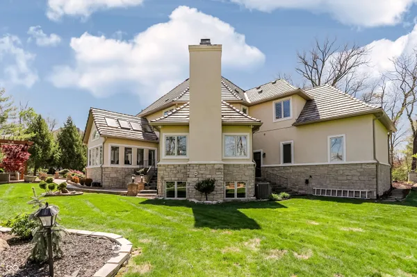 $2,150,000 | 10821 Club Point Drive, Fishers, IN 46037
