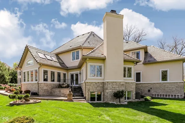 $2,150,000 | 10821 Club Point Drive, Fishers, IN 46037